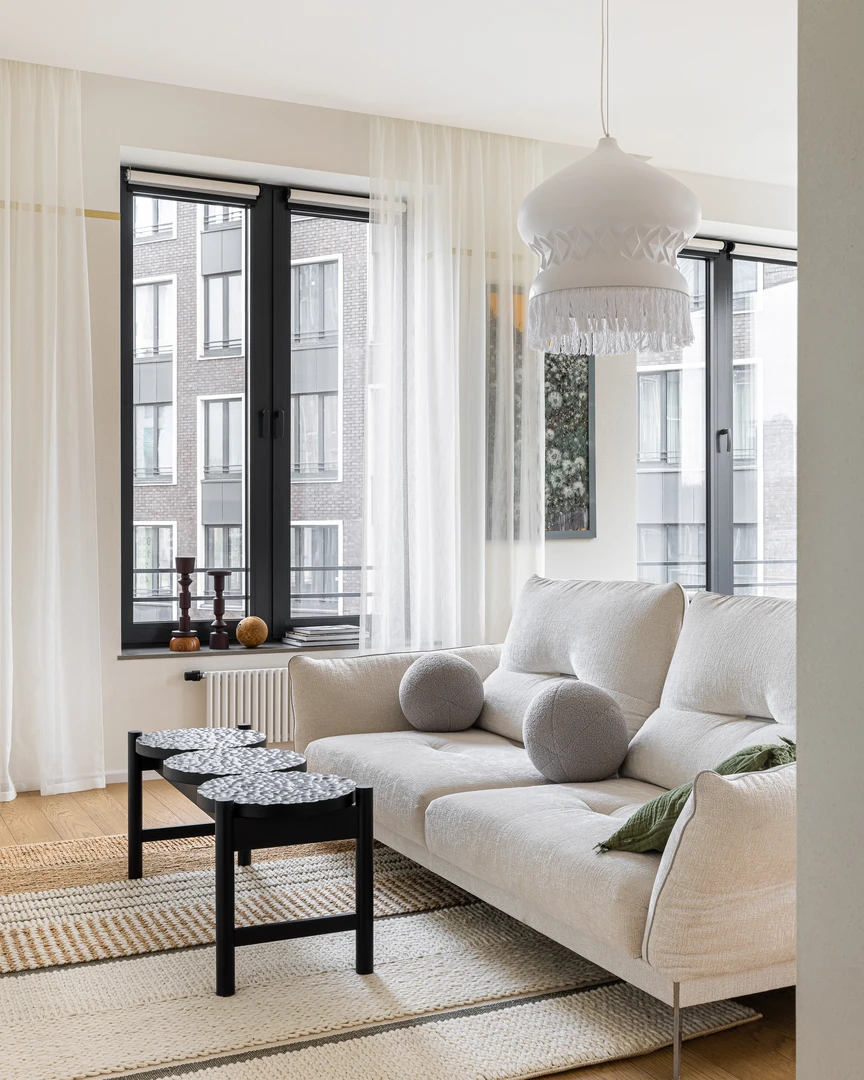 Автор А-СТУДИЯ, дизайнер АННА ИСУПОВА