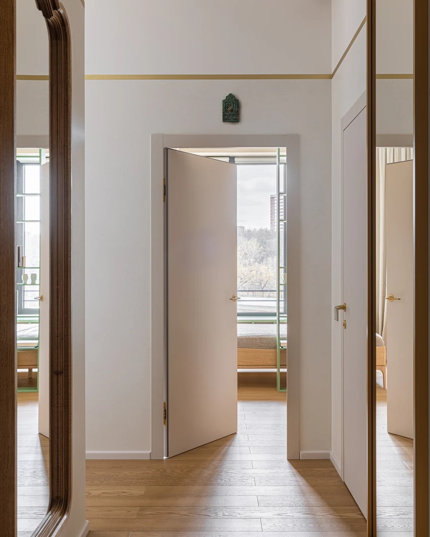 Автор А-СТУДИЯ, дизайнер АННА ИСУПОВА