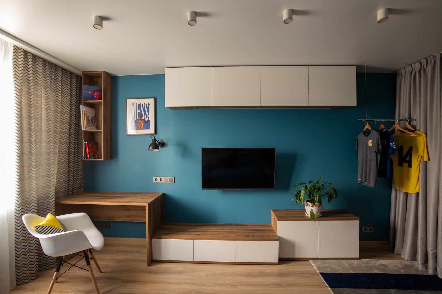 Автор дизайн-студия 13.12