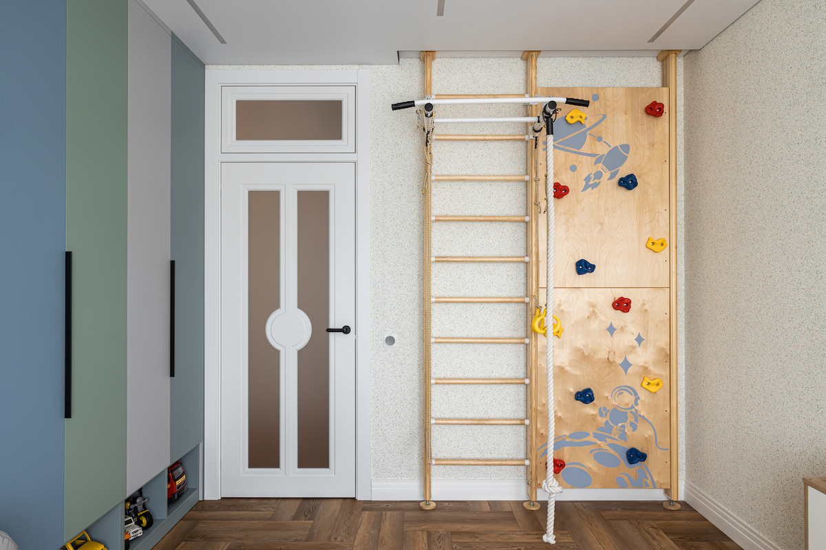 Автор дизайн-студия 13.12