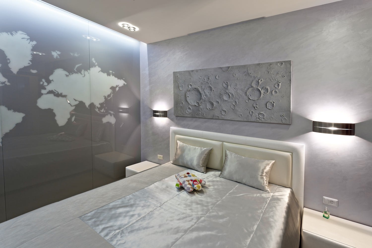 Автор дизайн-студия АТРИУМ, руководитель Олег Рожнев