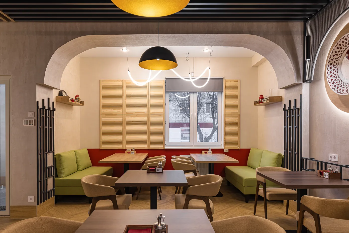 Автор дизайн-студия АТРИУМ, руководитель Олег Рожнев