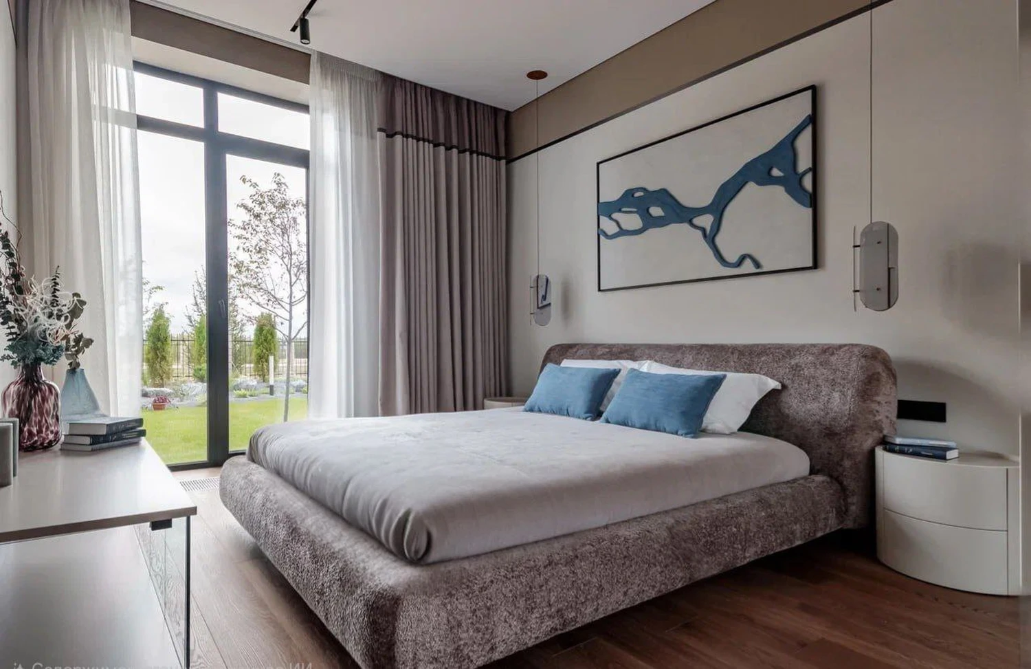 Автор дизайн-студия 5 ЗВЕЗД, руководитель Ольга Трегубова