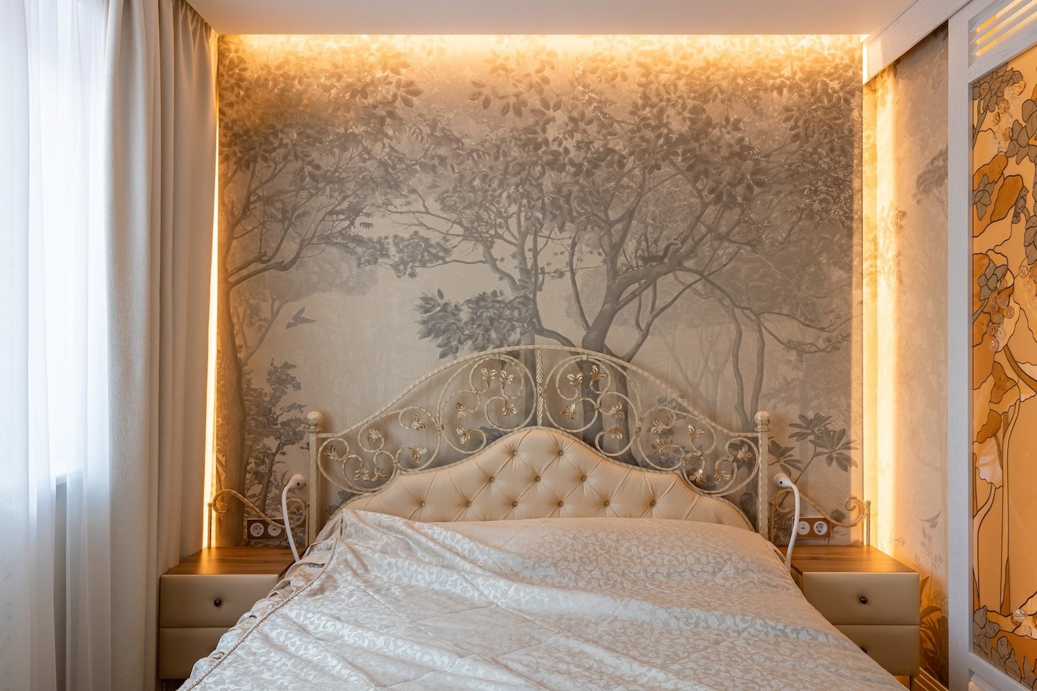 Автор дизайнер АНДРЕЙ КРУТИХИН