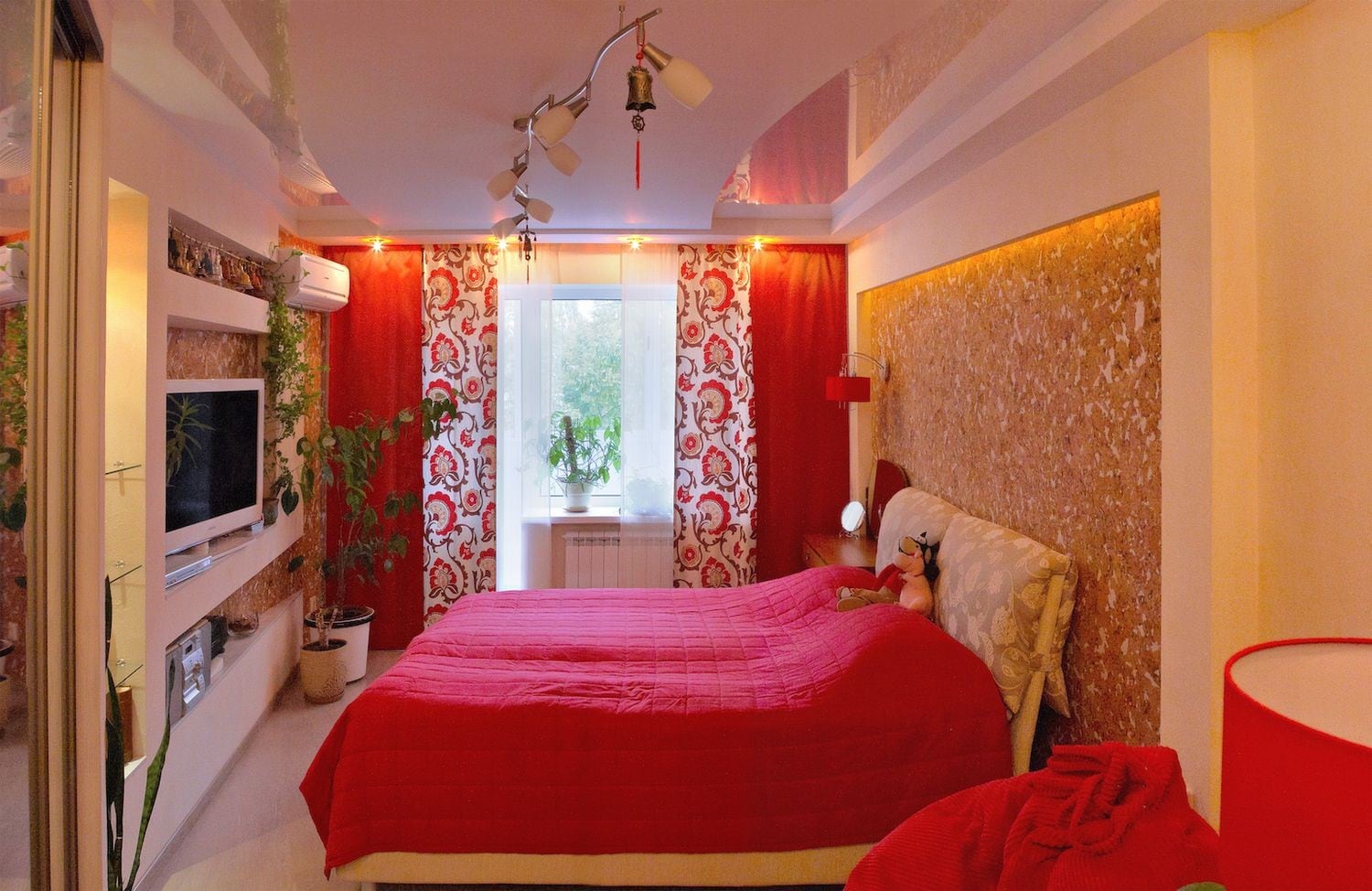 Автор дизайнер ЕКАТЕРИНА КОМАЛДЫНОВА