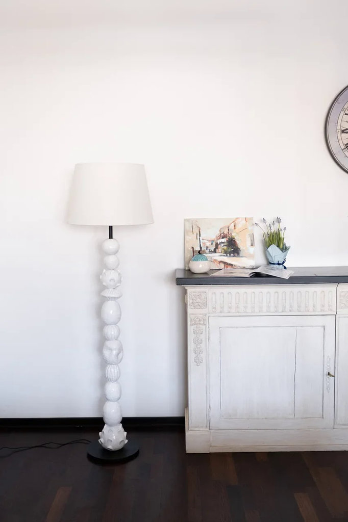 Автор дизайнер НАДЕЖДА ЖОЛОБОВА