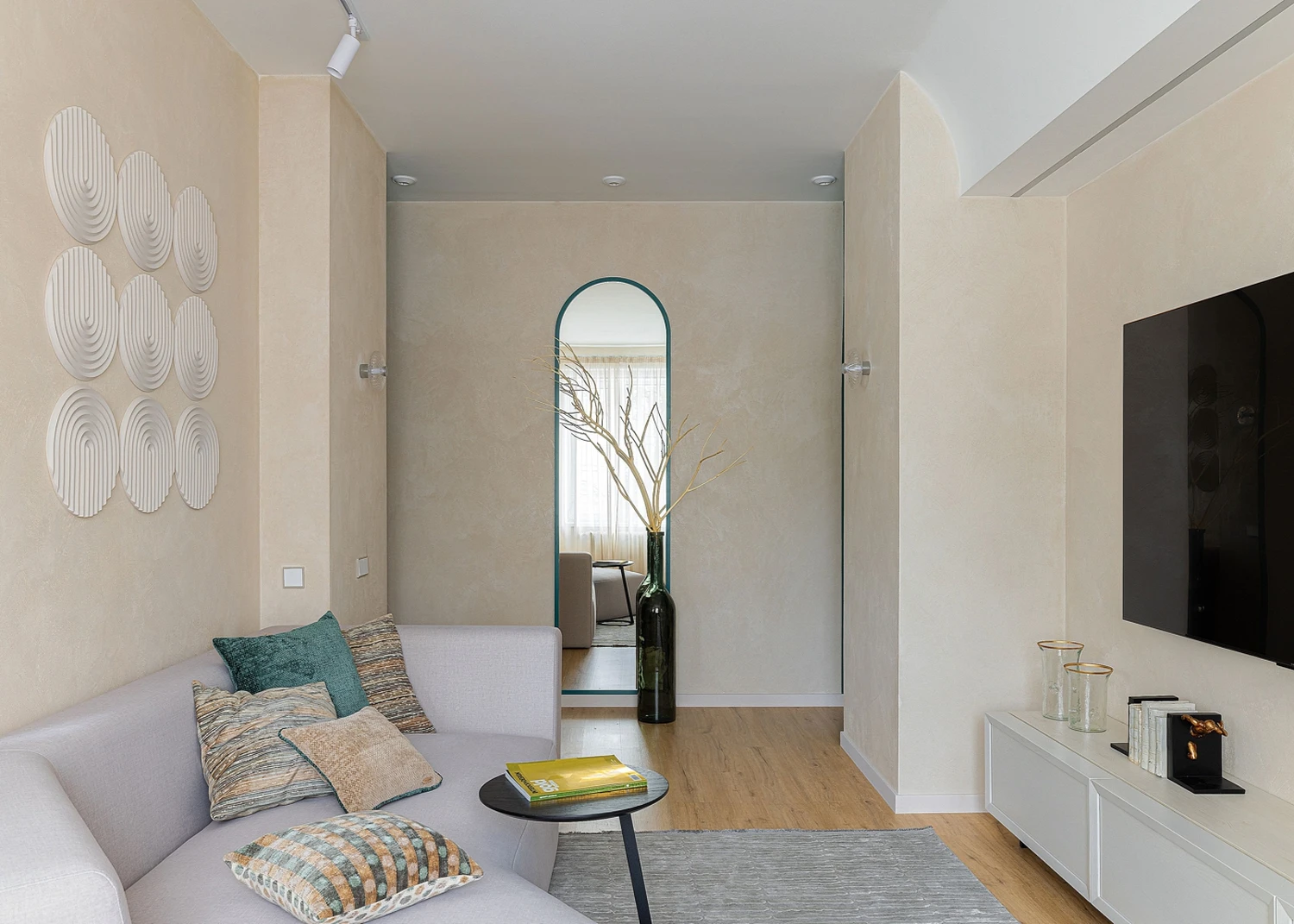 Автор студия дизайна НАТАЛЬИ УШАКОВОЙ