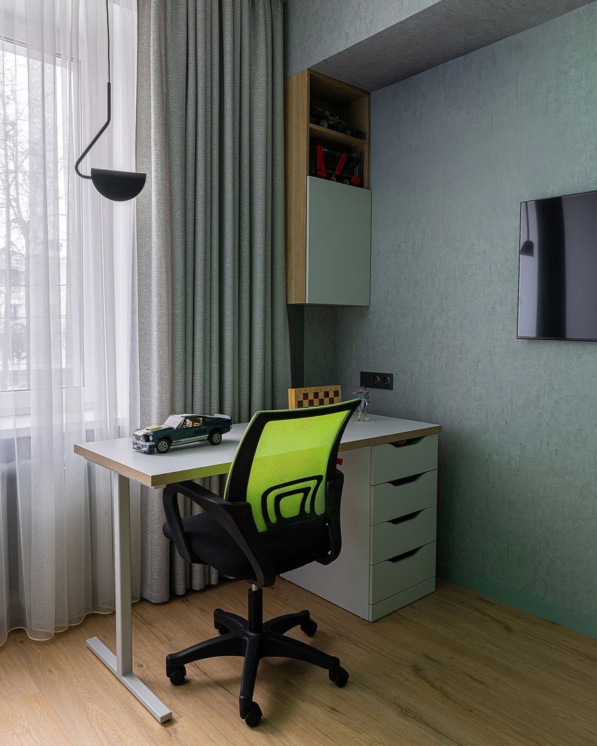 Автор студия дизайна НАТАЛЬИ УШАКОВОЙ