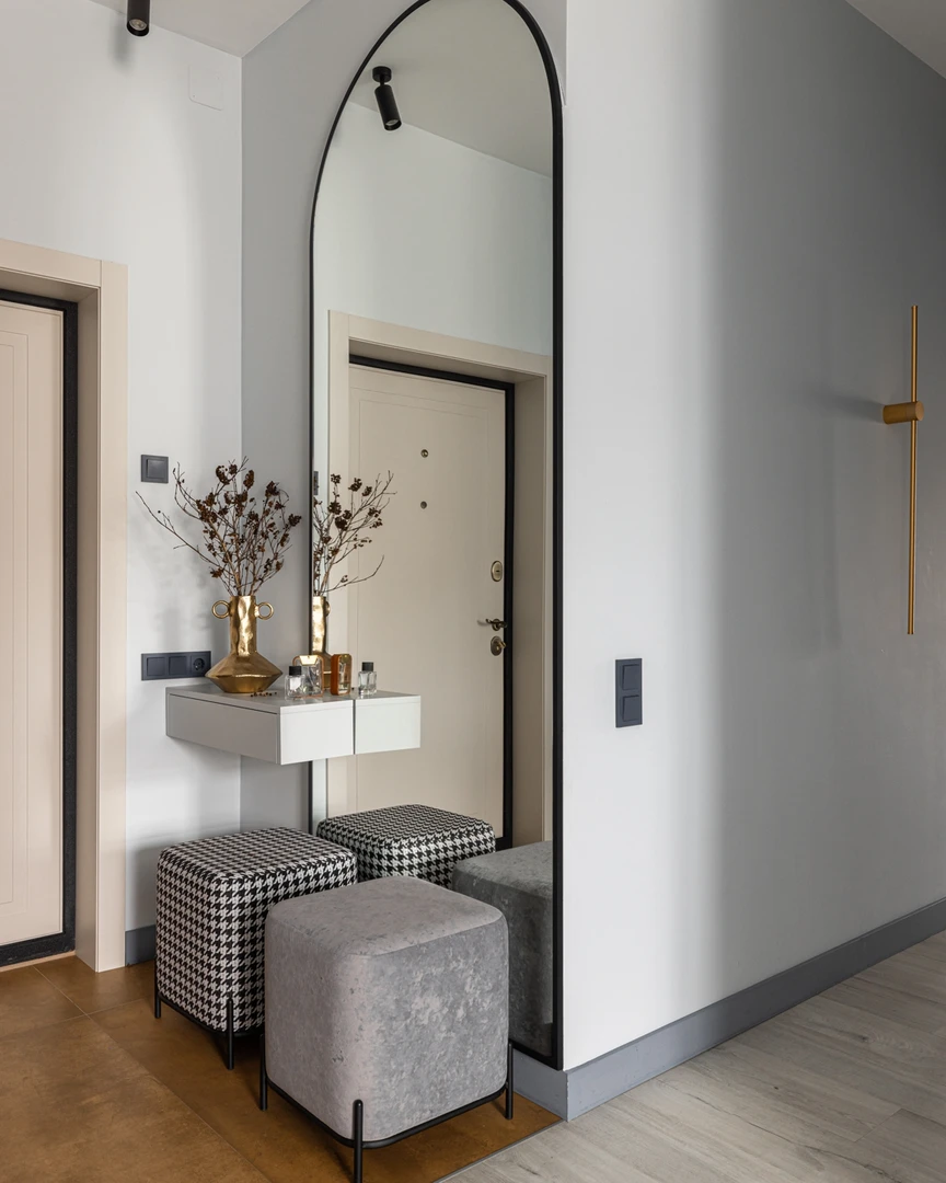 Автор студия дизайна НАТАЛЬИ УШАКОВОЙ