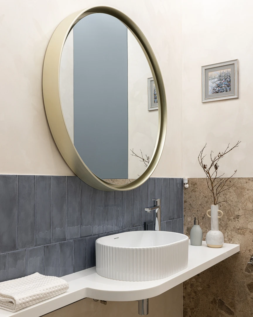 Автор студия дизайна НАТАЛЬИ УШАКОВОЙ