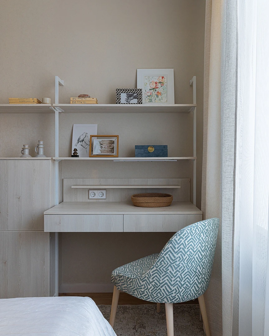 Автор студия дизайна НАТАЛЬИ УШАКОВОЙ