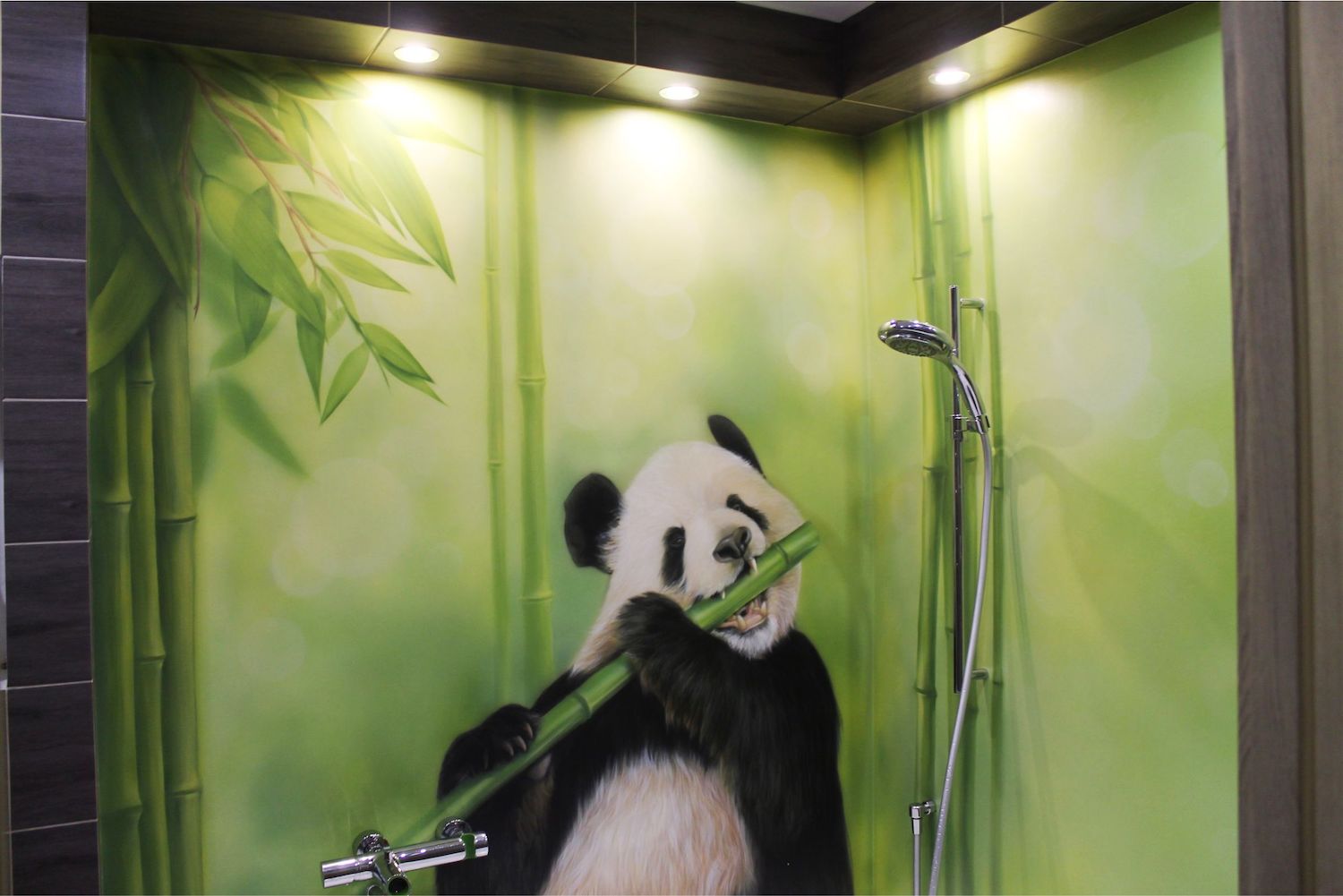 Автор художник-декоратор АЛЕКСЕЙ МАМАЕВ