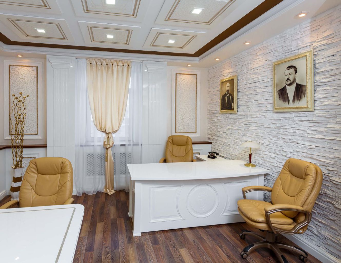 Автор дизайн-студия ИНТЕРЬЕР-WEST, руководитель Андрей Андреевский