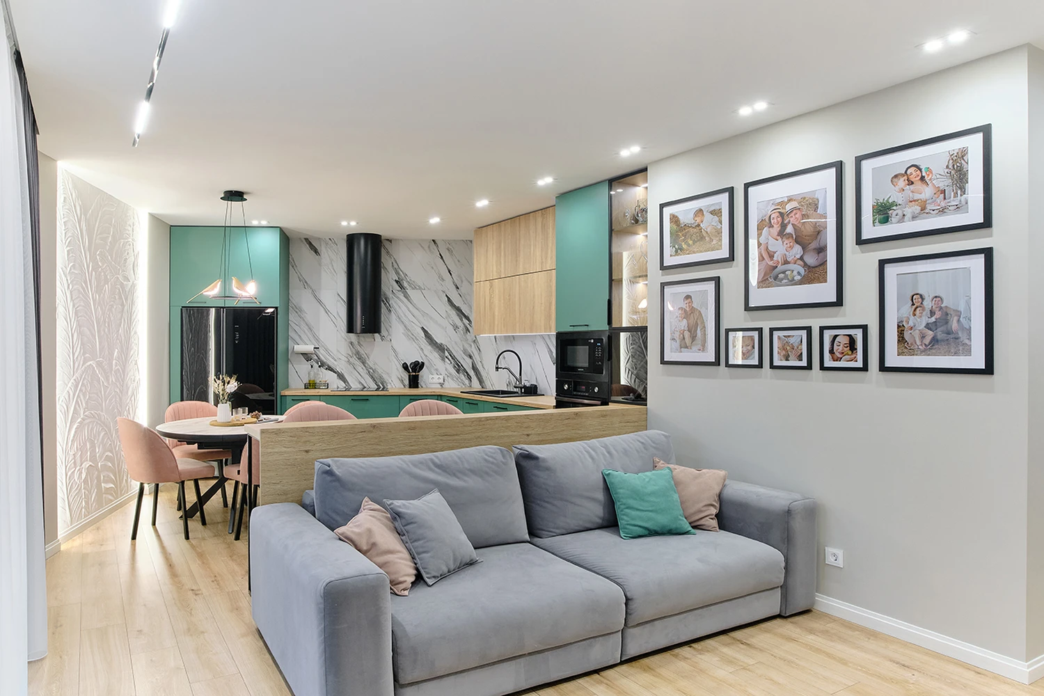 Автор дизайнер АНАСТАСИЯ КАПТЕЛЬ